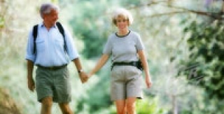 Chăm sóc răng miệng ở người cao tuổi 